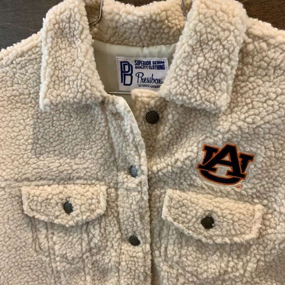 Auburn Tigers!! Sherpa Jacket NEW! ❤️🥰💐 - Picture 5 of 7